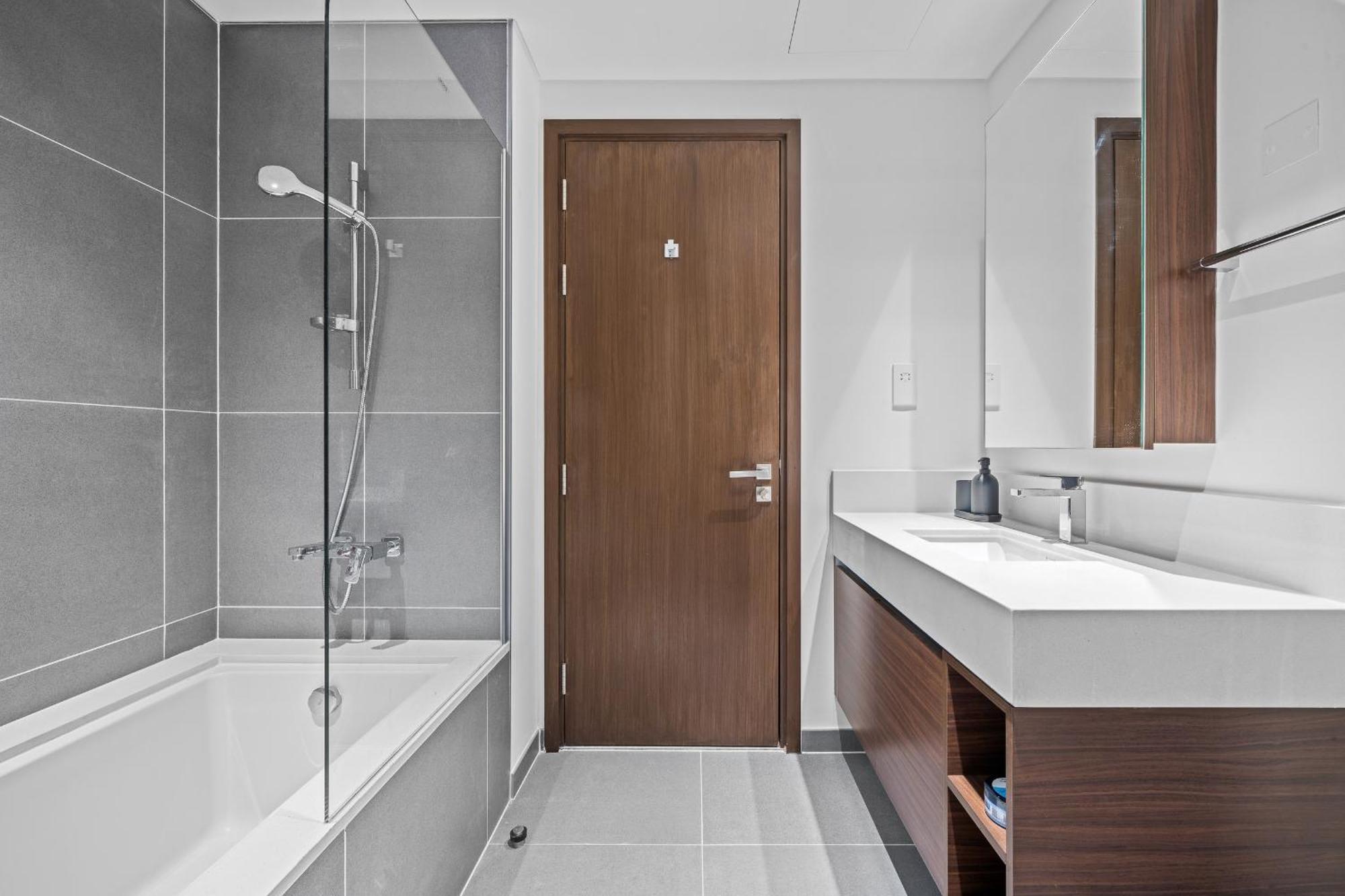 Contemporary Design Apartment